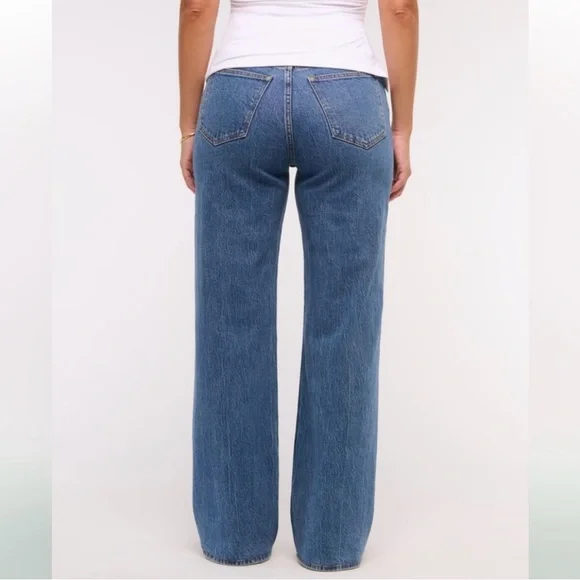 Abercrombie & Fitch '90s Relaxed Blue Jeans - Picture 2 of 5